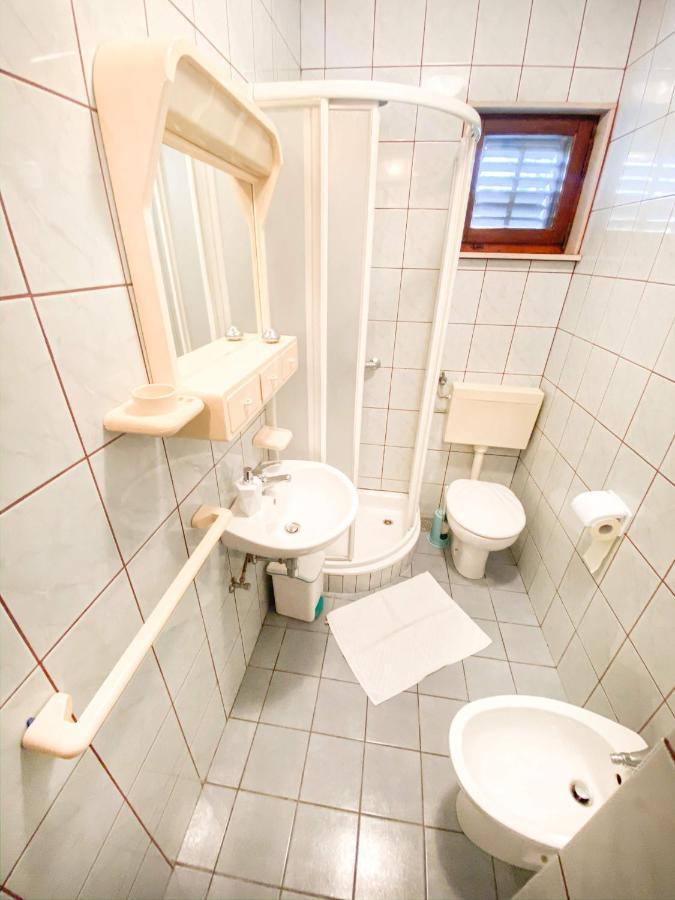 Apartman Zorka Povlja  Εξωτερικό φωτογραφία